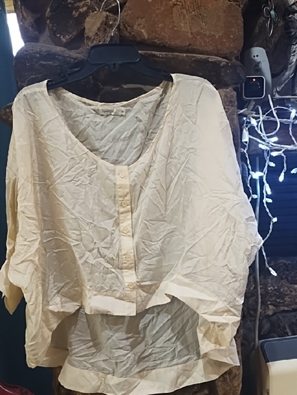 Millau Cream Button-Front Scoop Neck Blouse - Picture 4 of 5